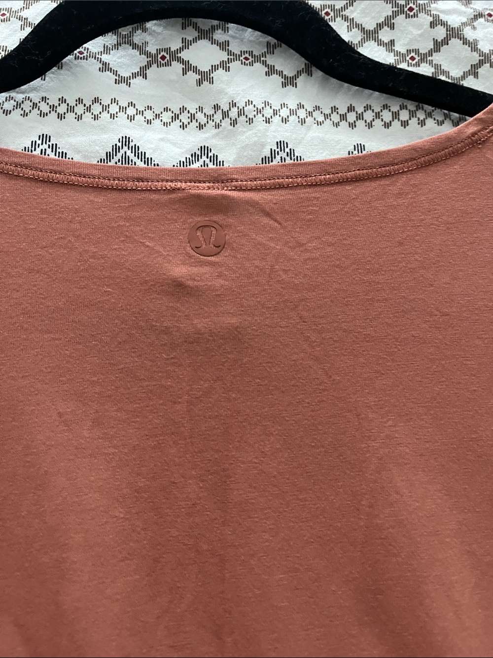 Lululemon: Rust Open Shoulder Drawstring Top - Picture 4 of 5